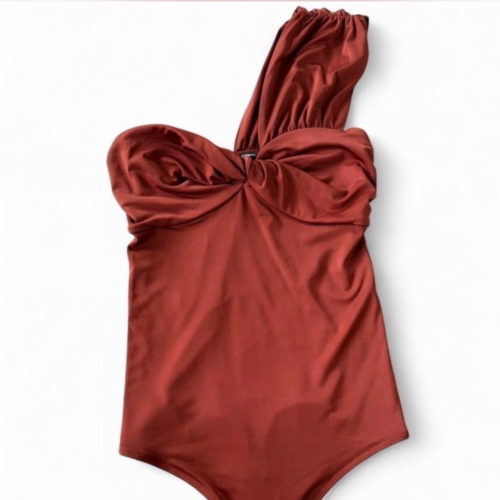 Express Rust One-Shoulder Bodysuit